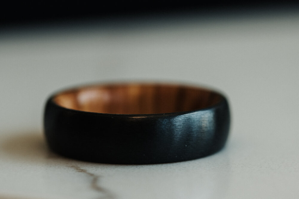 Ainos Wedding Band
