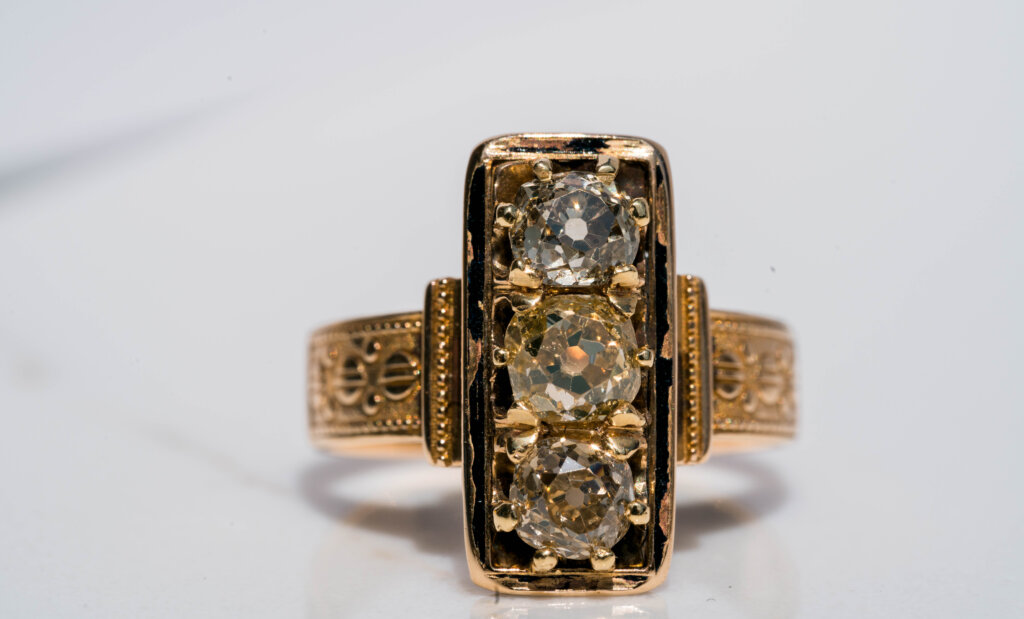 Antique Jewelry Restoration: Unique Gold Ring from Front